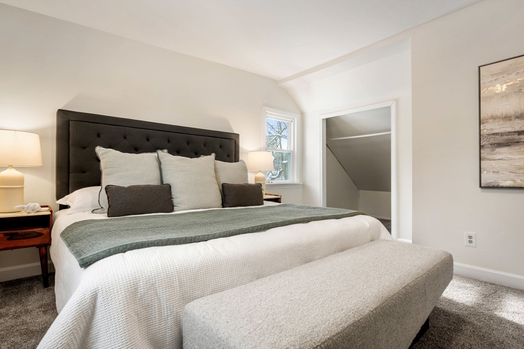 104 Myrtle Avenue Wakefield, MA 01880 - Photo 18 of 28