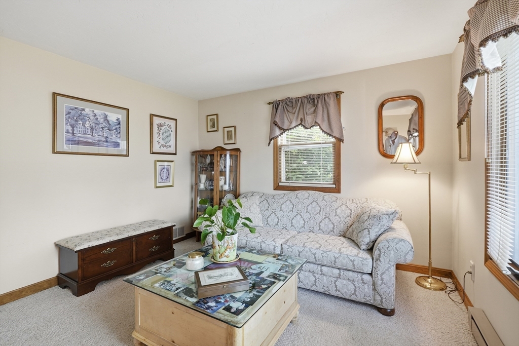 3 Barrows Road Worcester, MA 01609 - Photo 18 of 40