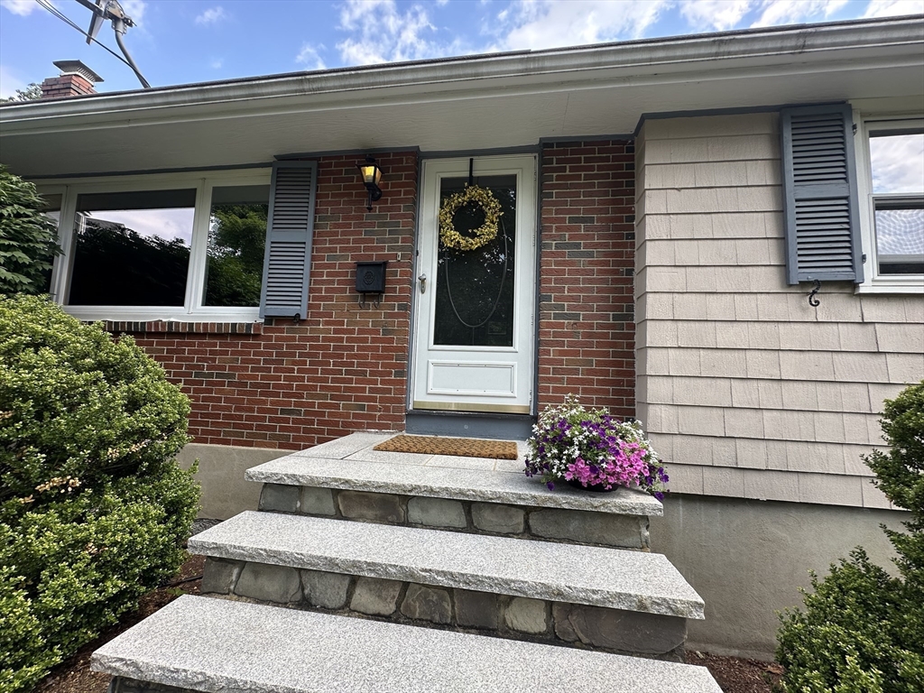 10 Cedar Ridge Drive Bedford, MA 01730 - Photo 3 of 24