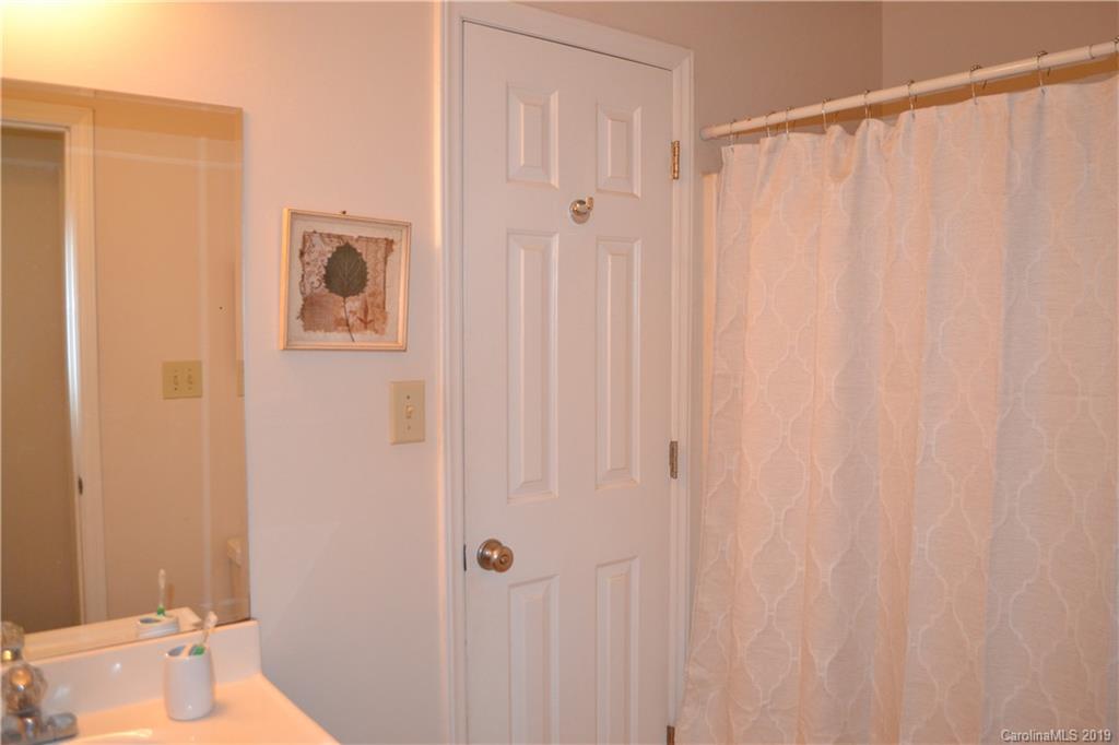8125 Starnes Randall Road Charlotte, NC 28215 - Photo 19 of 23