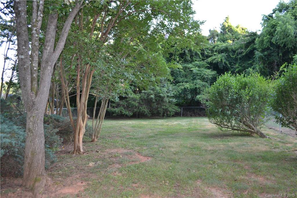 8125 Starnes Randall Road Charlotte, NC 28215 - Photo 20 of 23