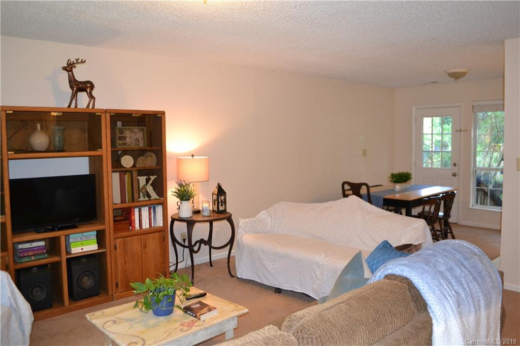 8125 Starnes Randall Road Charlotte, NC 28215 - Photo 7 of 23