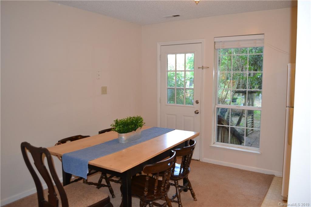 8125 Starnes Randall Road Charlotte, NC 28215 - Photo 8 of 23