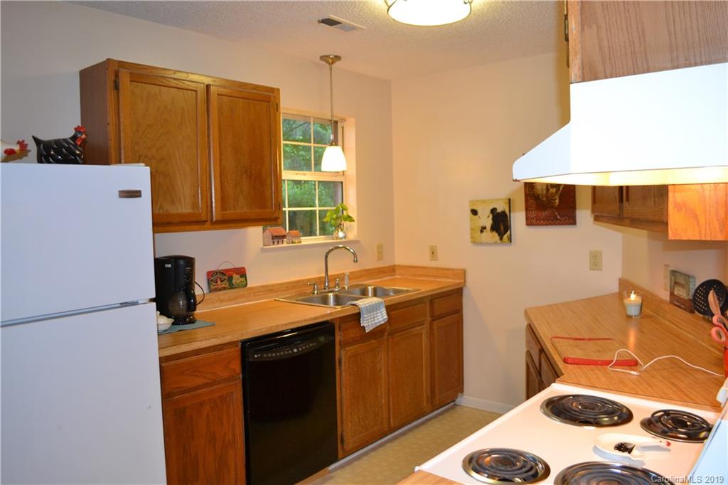 8125 Starnes Randall Road Charlotte, NC 28215 - Photo 10 of 23