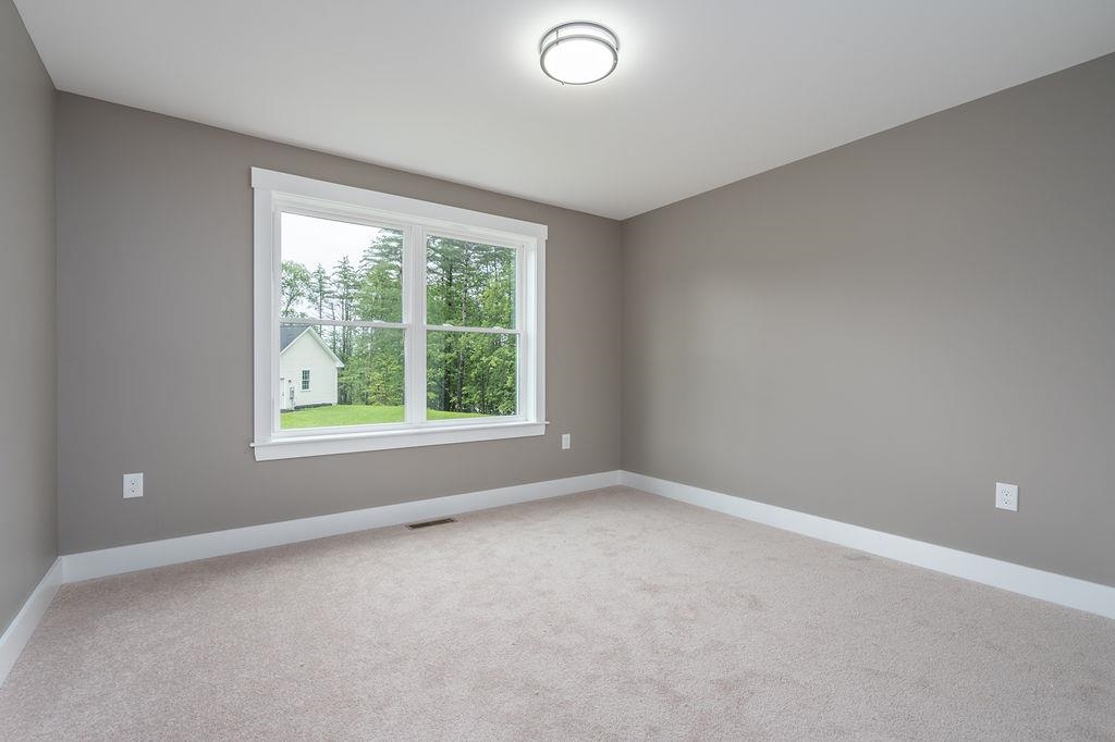 8 Midmark Lane Concord, NH 03301 - Photo 7 of 24