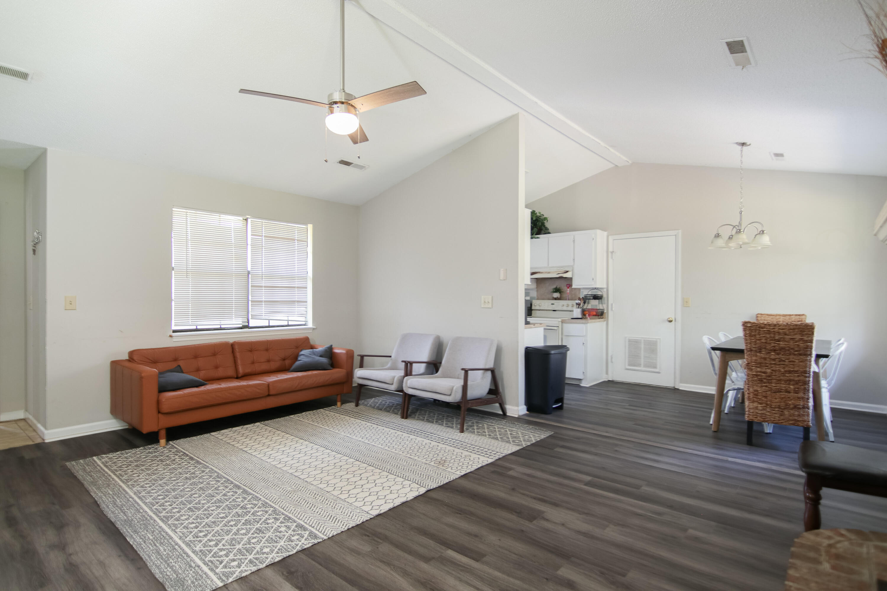 112 Woodbine Road Goose Creek, SC 29445 - Photo 3 of 22 IMG_2836-Edit