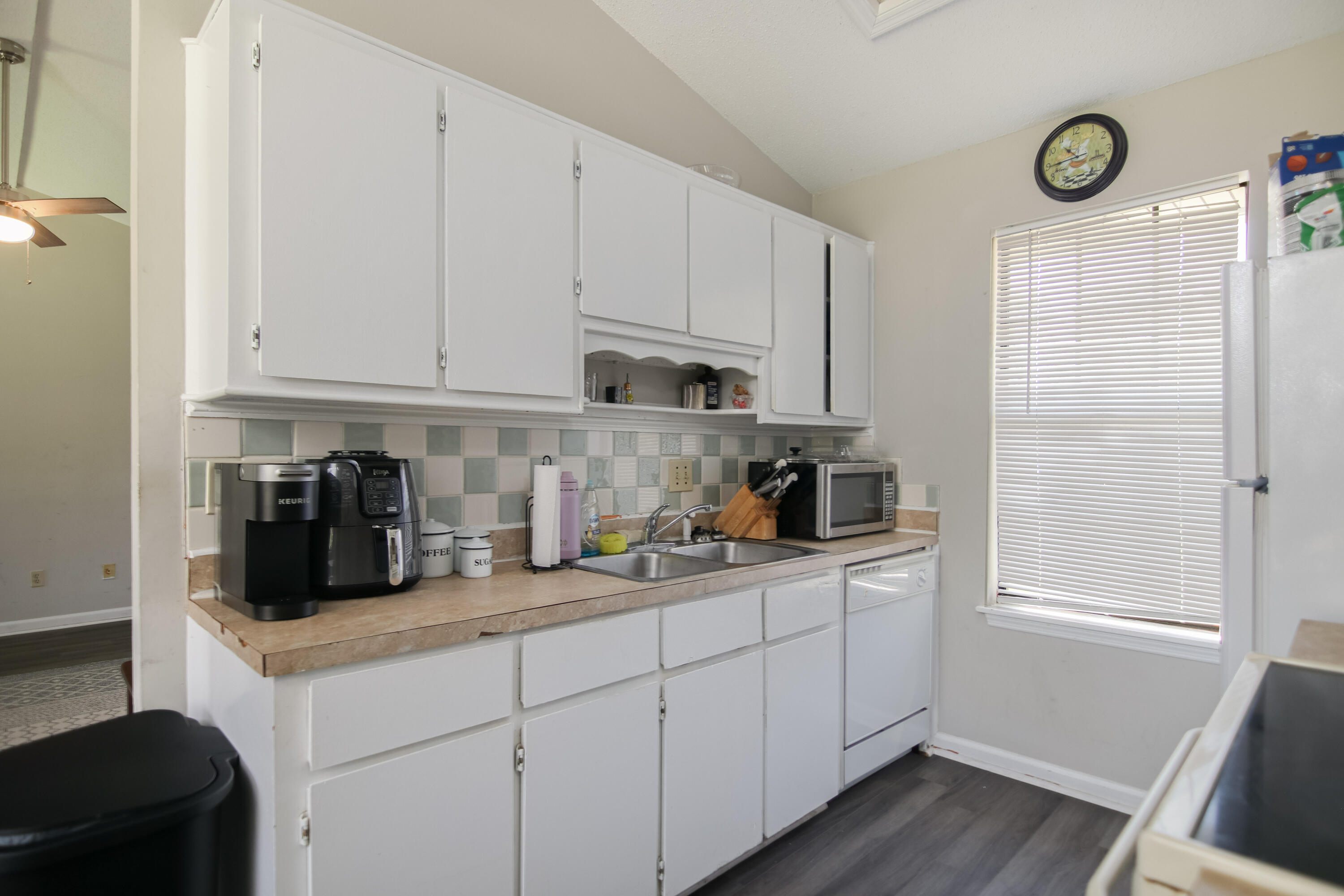 112 Woodbine Road Goose Creek, SC 29445 - Photo 6 of 22 IMG_2873-Edit