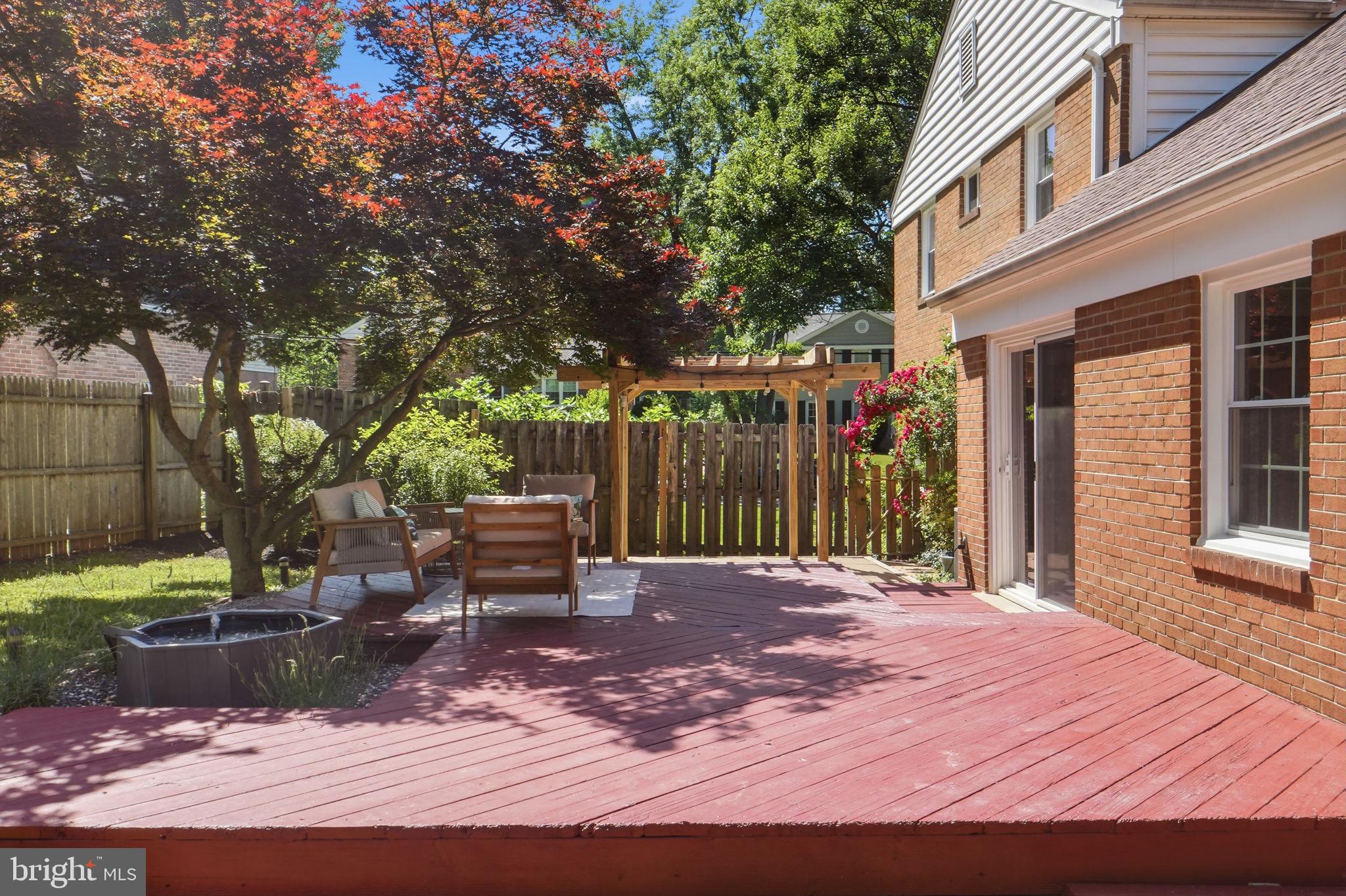 8008 Inspection House Road Potomac, MD 20854 - Photo 37 of 43 Charming backyard retreat with greenery.