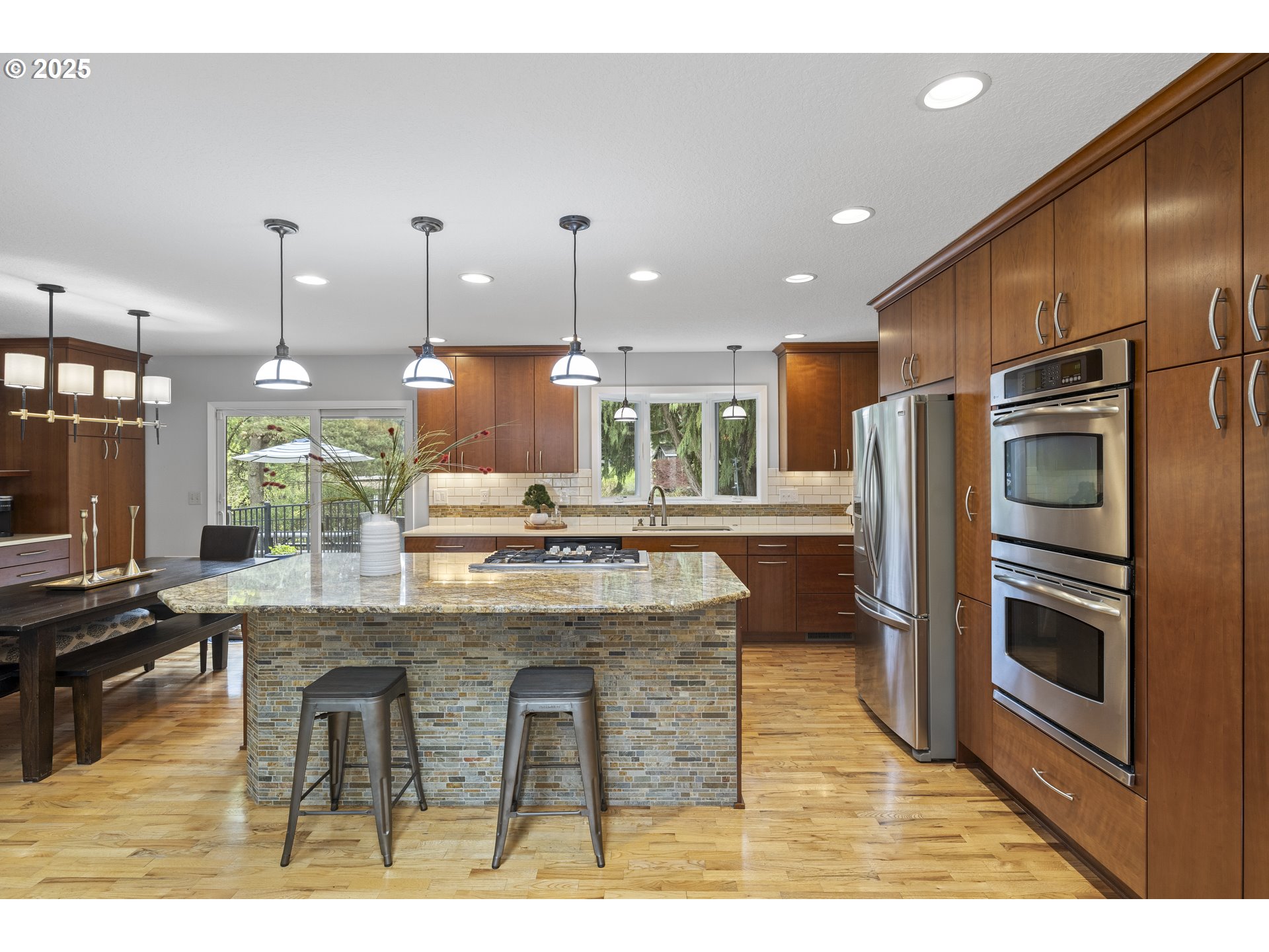 15105 Southwest Bull Mountain Road Portland, OR 97224 - Photo 13 of 48 Gallery Image 13