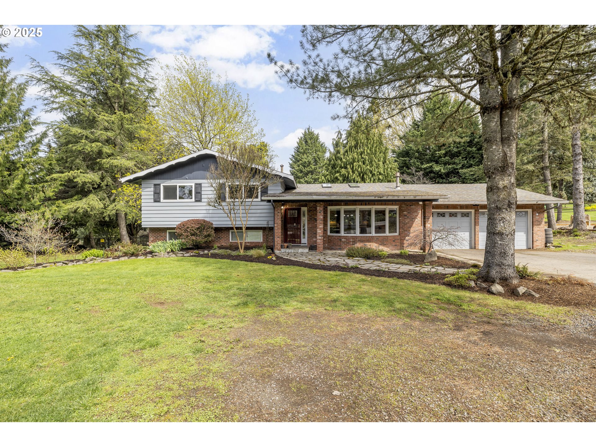 15105 Southwest Bull Mountain Road Portland, OR 97224 - Photo 2 of 48 Gallery Image 2