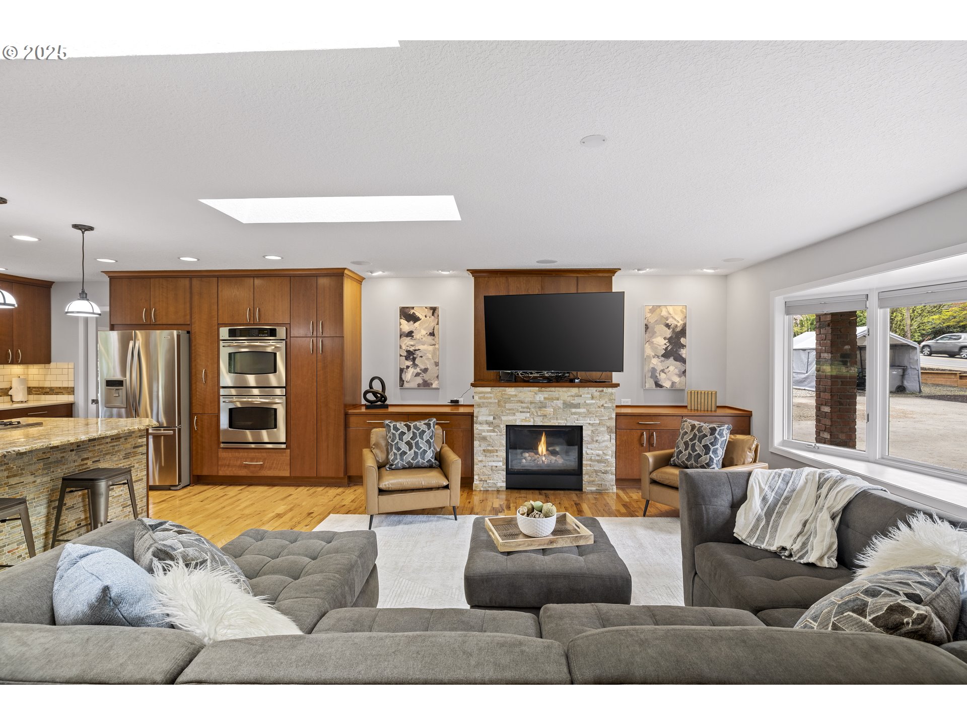 15105 Southwest Bull Mountain Road Portland, OR 97224 - Photo 7 of 48 Gallery Image 7