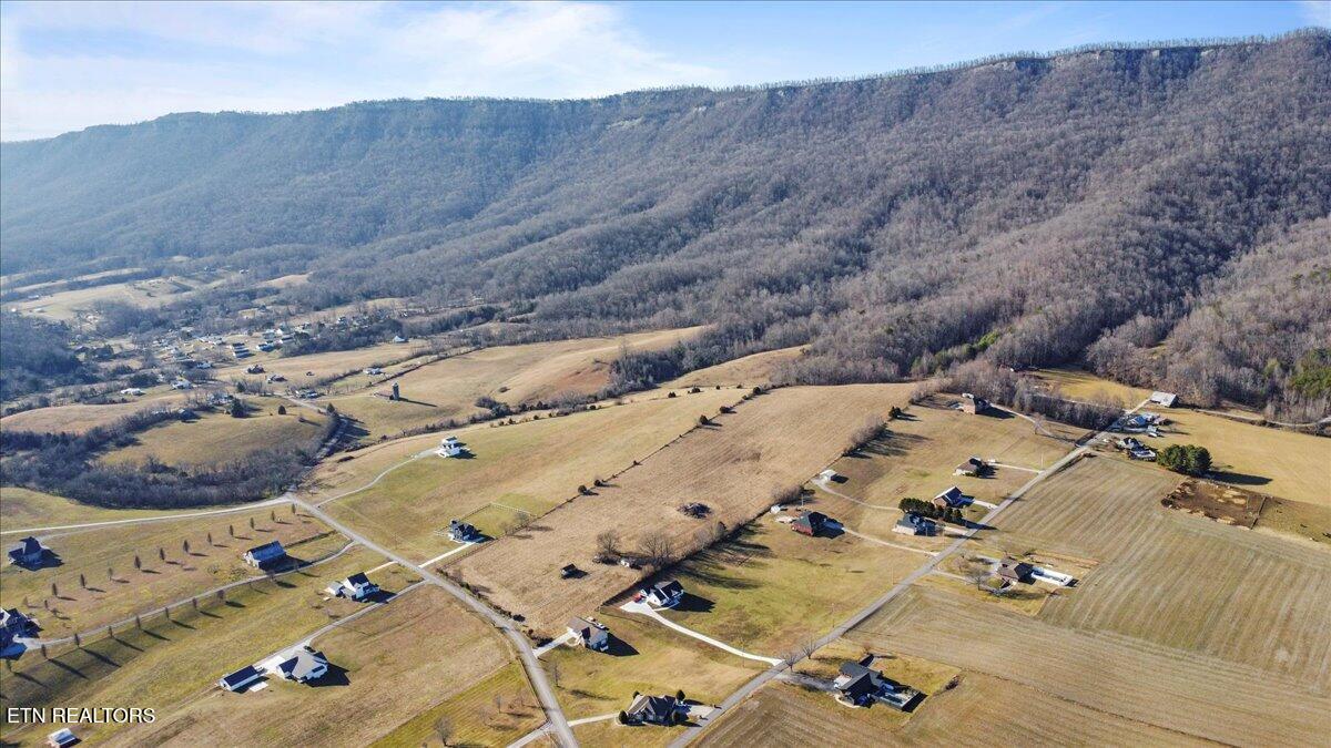 1203 Cross Valley Road La Follette, TN 37766 - Photo 11 of 14 11-B9B3FF07-586E-41D0-B32A-7996145EBDF0