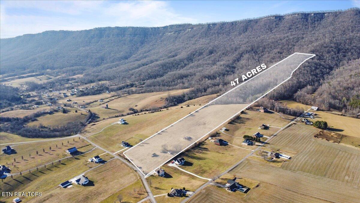 1203 Cross Valley Road La Follette, TN 37766 - Photo 13 of 14 13-C5EB93D5-5405-488C-A331-45C24B8DAAC6