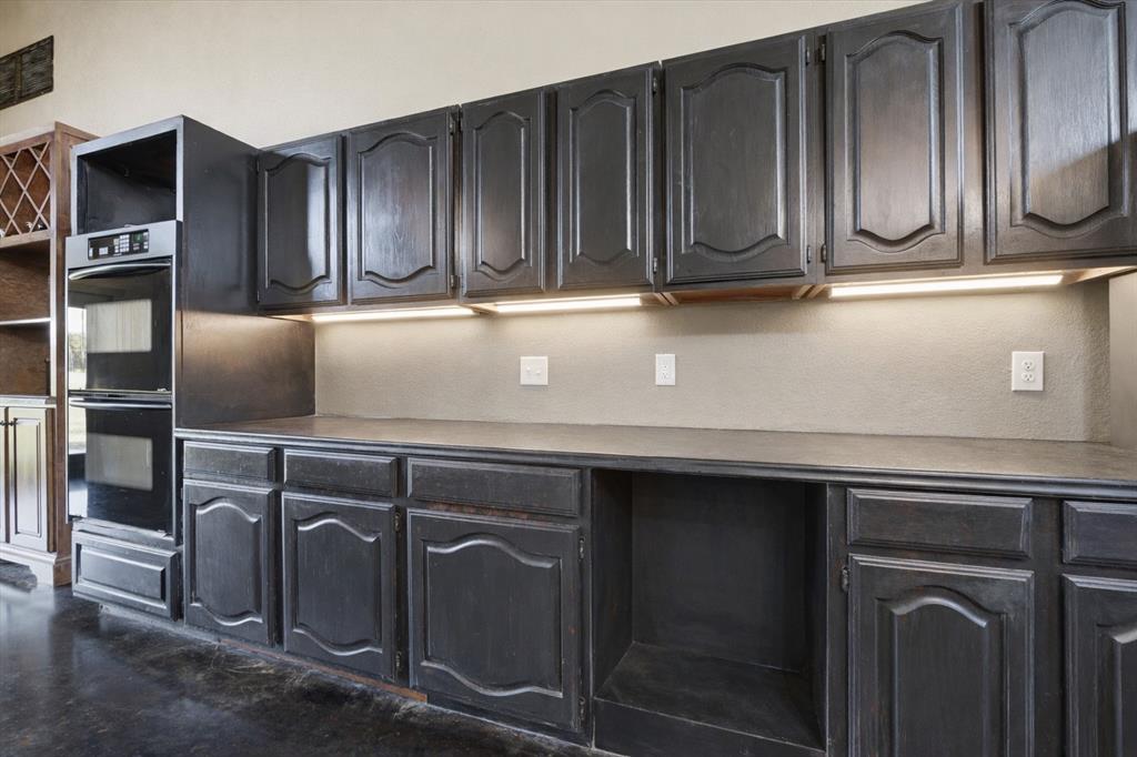 11110 Old Stoney Road Ponder, TX 76259 - Photo 15 of 34