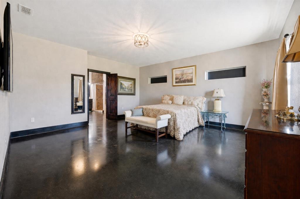 11110 Old Stoney Road Ponder, TX 76259 - Photo 17 of 34