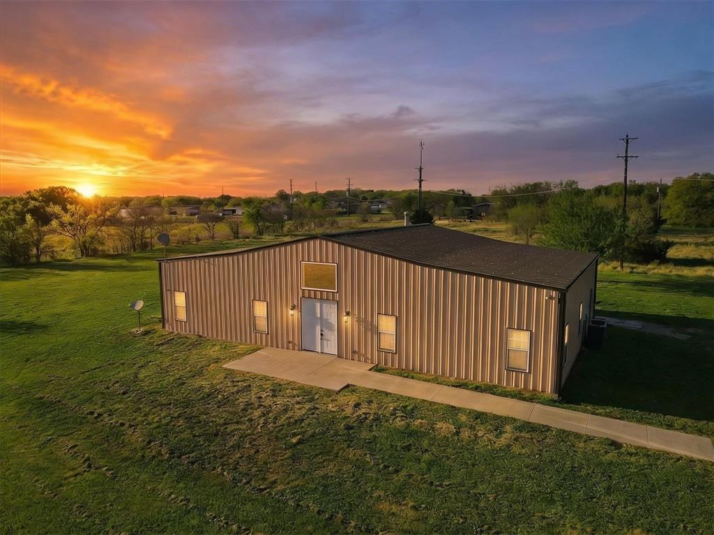 11110 Old Stoney Road Ponder, TX 76259 - Photo 2 of 34