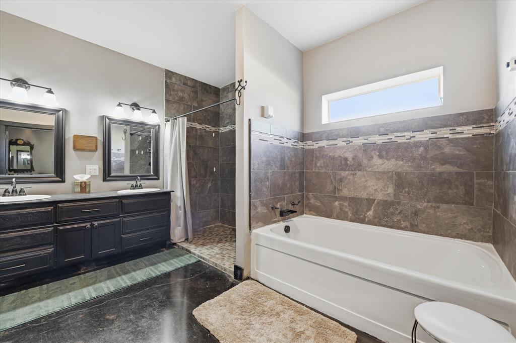 11110 Old Stoney Road Ponder, TX 76259 - Photo 21 of 34