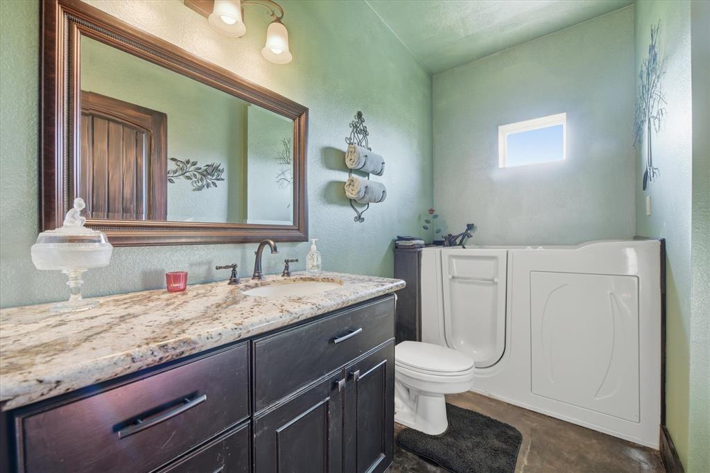 11110 Old Stoney Road Ponder, TX 76259 - Photo 24 of 34