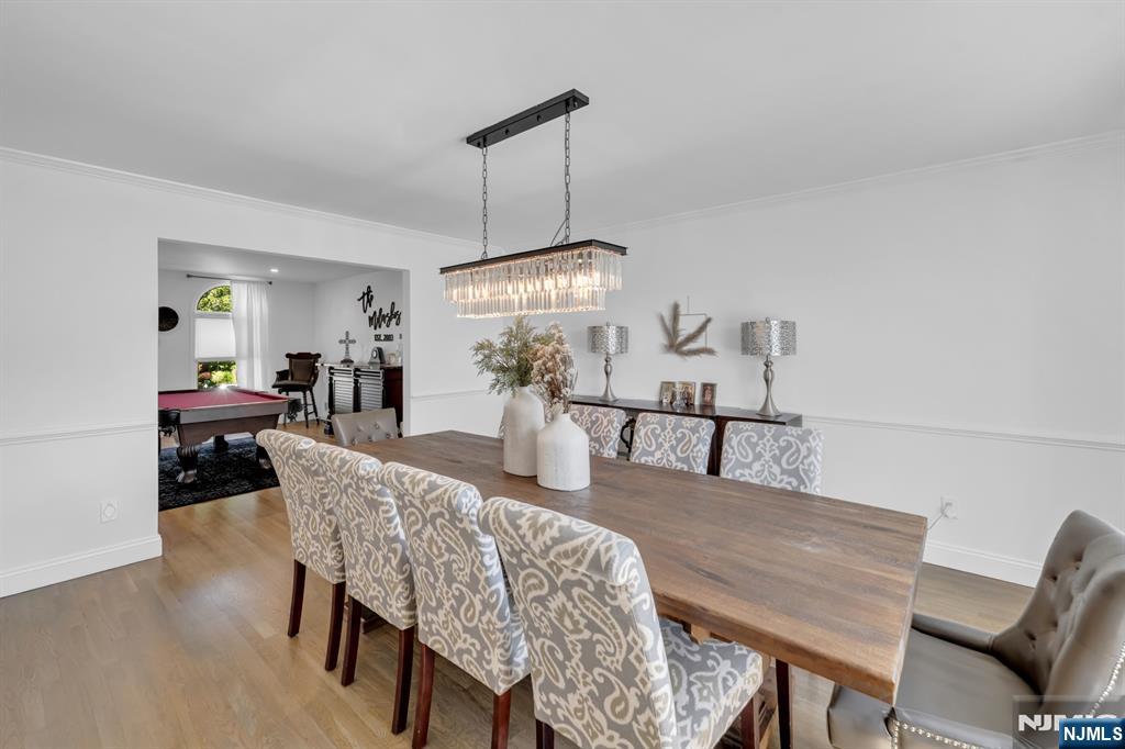 22 Fox Boro Road Wayne, NJ 07470 - Photo 7 of 50
