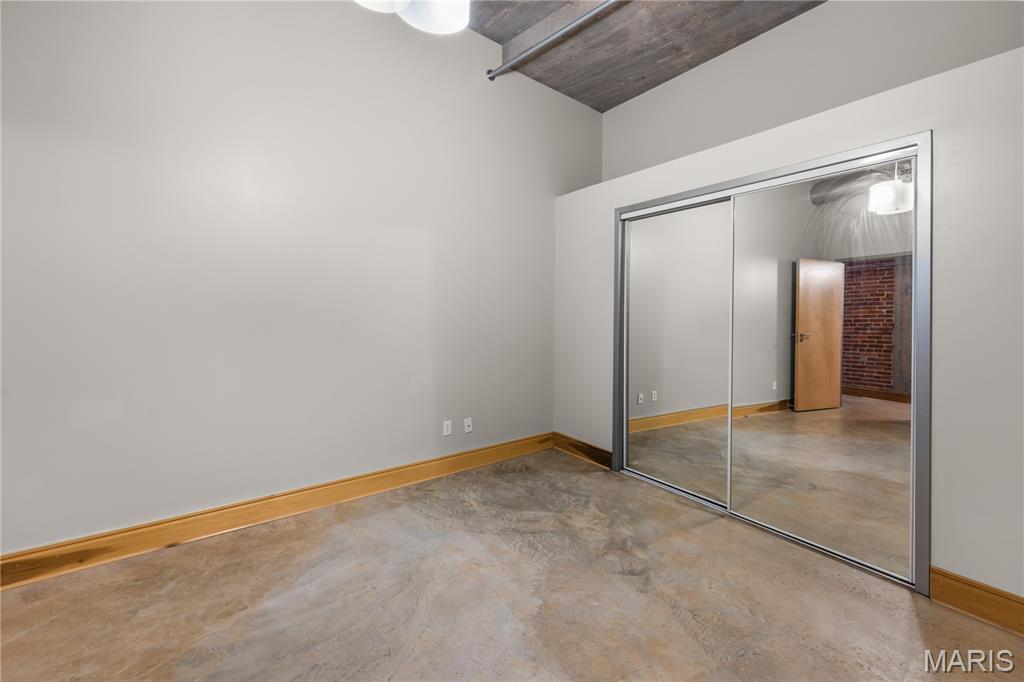 2201 Locust Street, Unit 301 St. Louis, MO 63103 - Photo 15 of 26