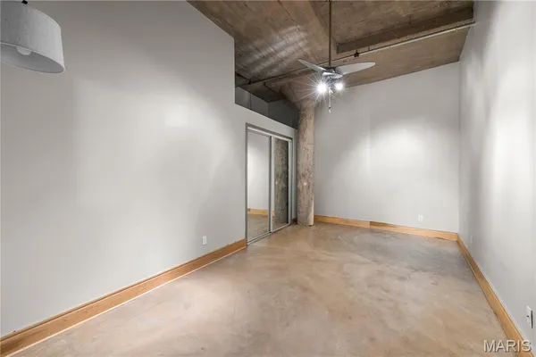 $1,275 | 2201 Locust Street, Unit 301, St. Louis, MO 63103