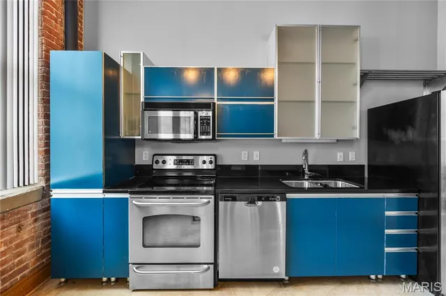 $1,300 | 2201 Locust Street, Unit 301, St. Louis, MO 63103