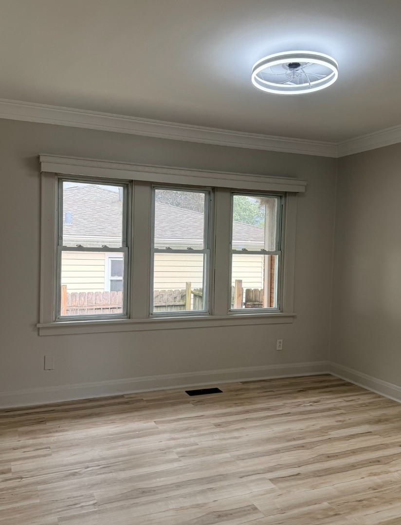 618 East 12th Street Lockport, IL 60441 - Photo 10 of 20