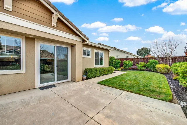 $795,000 | 953 Kennedy Drive, Winters, CA 95694