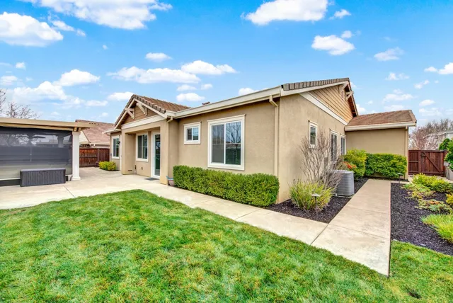 $795,000 | 953 Kennedy Drive, Winters, CA 95694