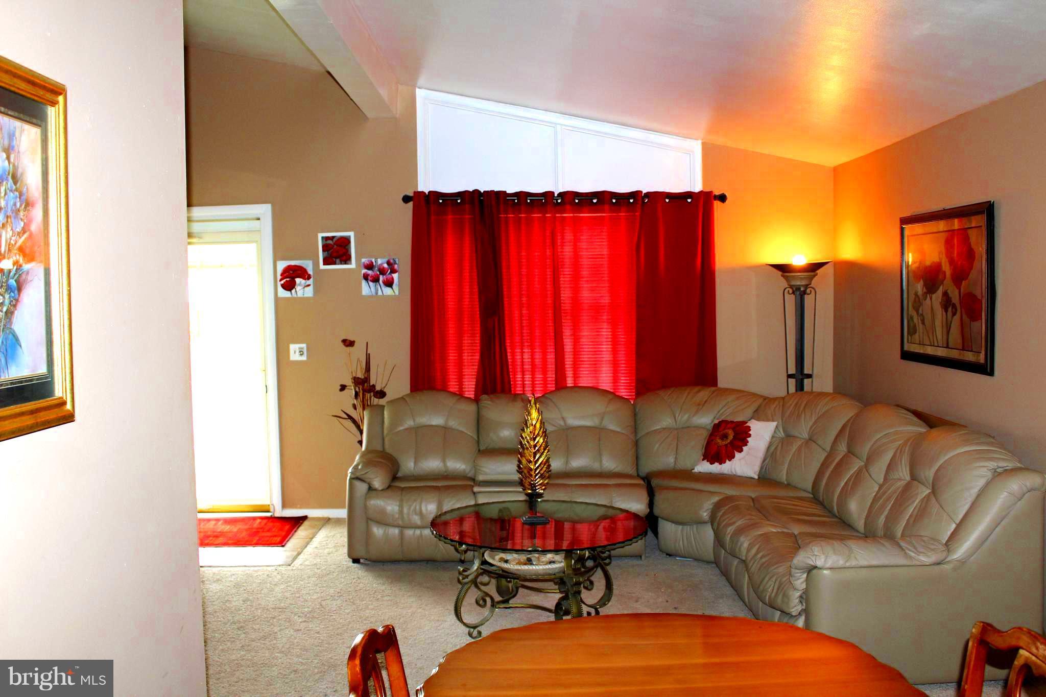 2827 Rona Road Baltimore, MD 21207 - Photo 10 of 29 Interior (General)