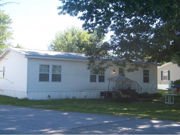 11 Lilac Street Exeter, NH 03833 - Photo 1 of 1 Gallery Image 1