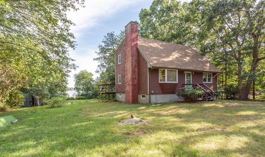 86 Restful Valley Road Tiverton, RI 02878 - Photo 1 of 28 Gallery Image 1