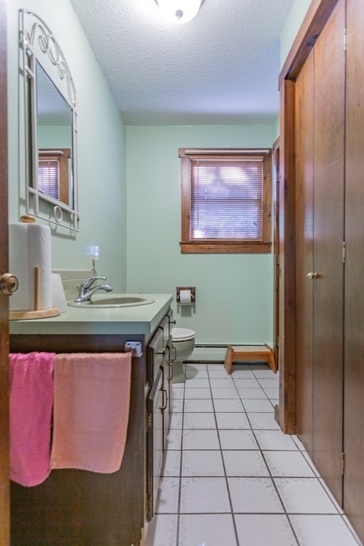 86 Restful Valley Road Tiverton, RI 02878 - Photo 11 of 28 Gallery Image 11
