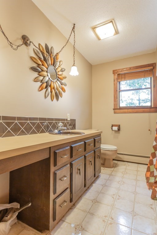 86 Restful Valley Road Tiverton, RI 02878 - Photo 15 of 28 Gallery Image 15