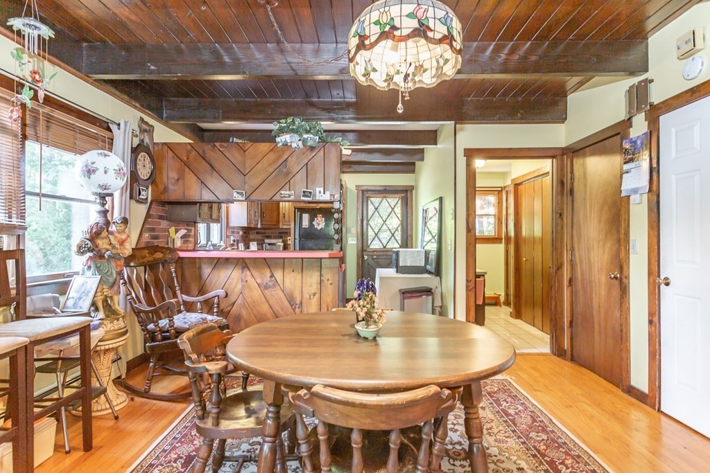 86 Restful Valley Road Tiverton, RI 02878 - Photo 8 of 28 Gallery Image 8