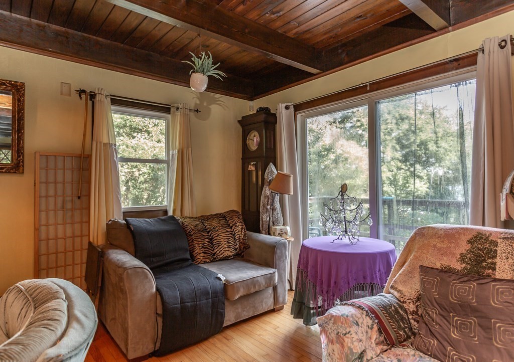 86 Restful Valley Road Tiverton, RI 02878 - Photo 9 of 28 Gallery Image 9