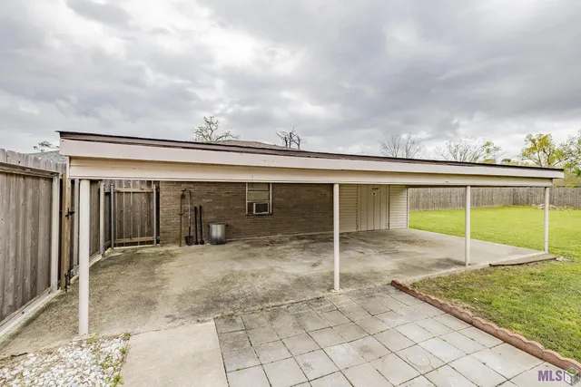 $215,000 | 9202 East Main Street, Houma, LA 70363