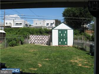 2849 Sebring Road Philadelphia, PA 19152 - Photo 2 of 12 Exterior Back