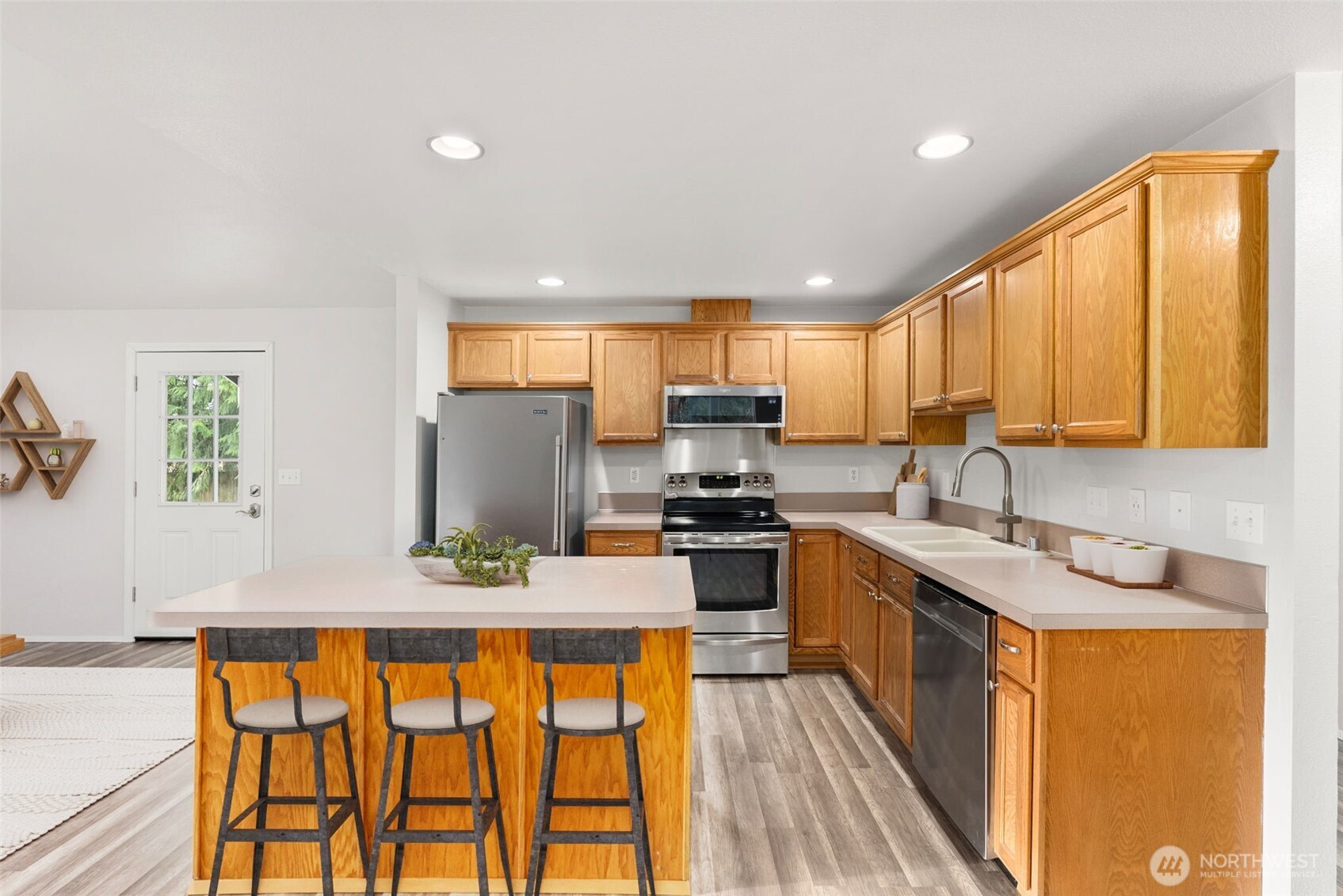 16033 Gibson Road Southwest Tenino, WA 98589 - Photo 10 of 39