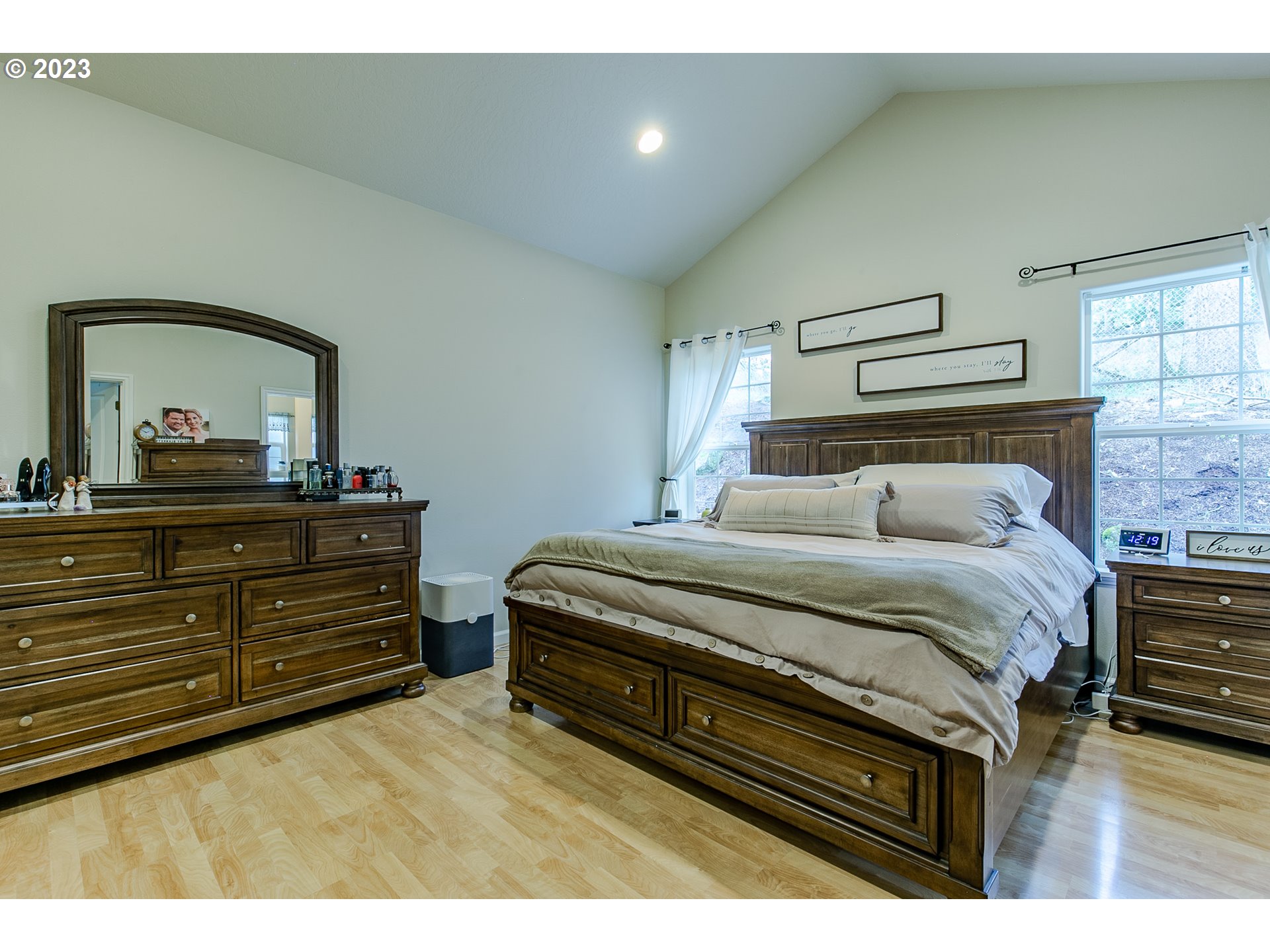 2353 35th Street Springfield, OR 97477 - Photo 20 of 32 a bedroom with a bed and a dresser