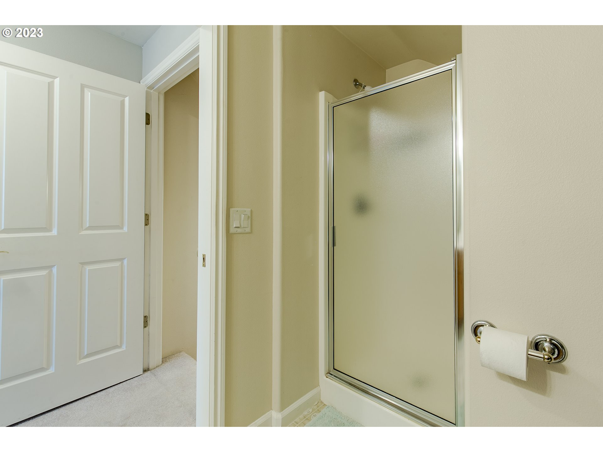 2353 35th Street Springfield, OR 97477 - Photo 27 of 32 a bathroom with a shower and a sink
