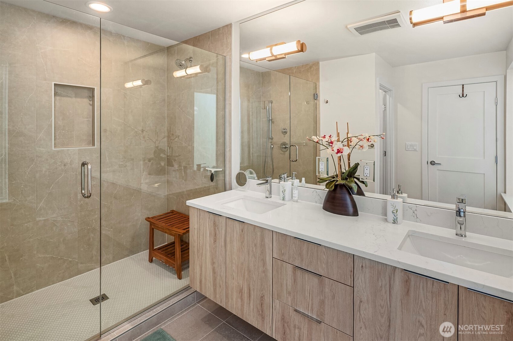 4104 Leary Way Northwest Seattle, WA 98107 - Photo 19 of 34