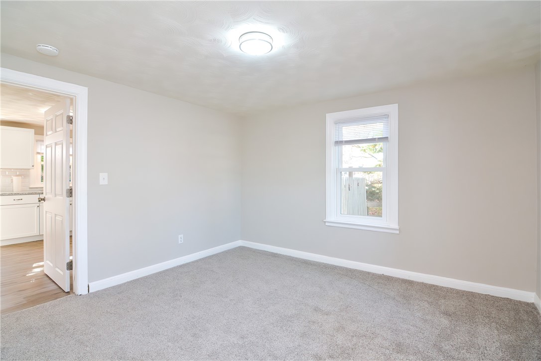 2190 West Shore Road Warwick, RI 02889 - Photo 18 of 43 1st Floor Bedroom