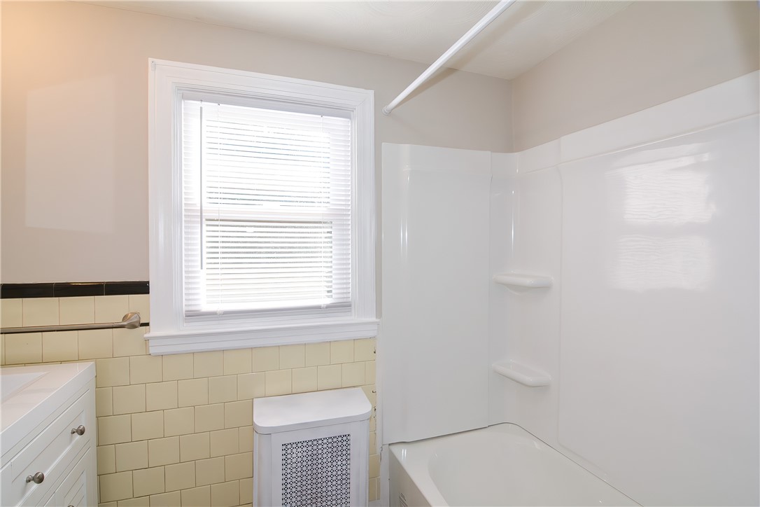 2190 West Shore Road Warwick, RI 02889 - Photo 24 of 43 Gallery Image 24