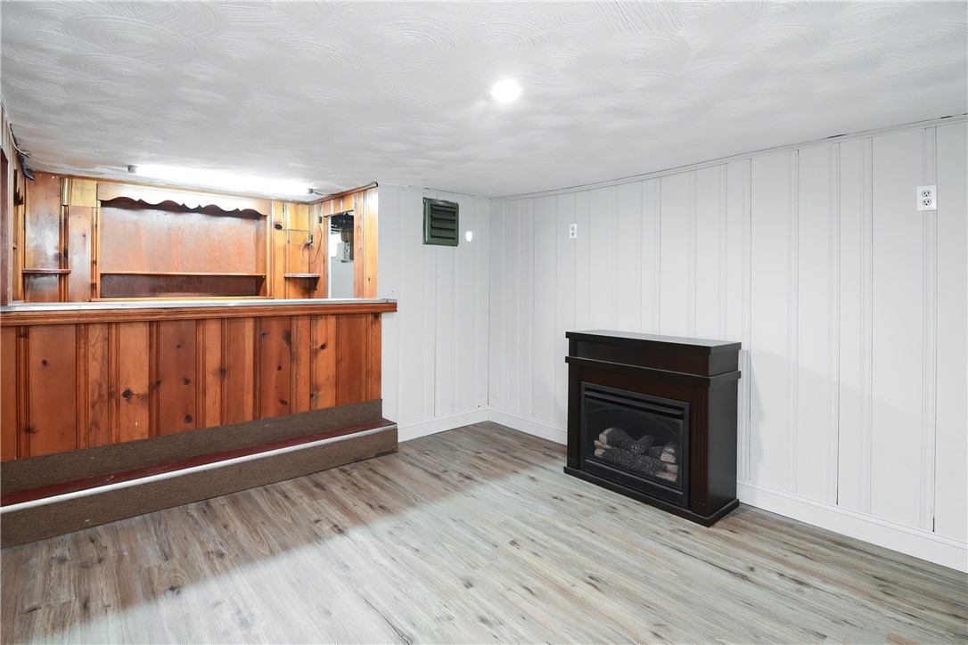 2190 West Shore Road Warwick, RI 02889 - Photo 35 of 43 Gallery Image 35
