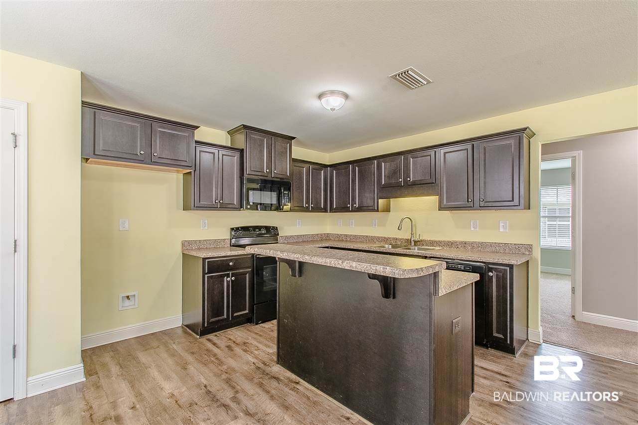 1366 Majesty Loop Foley, AL 36535 - Photo 12 of 34