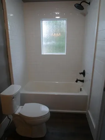 $950 | 104 West Wallace Street, Llano, TX 78643