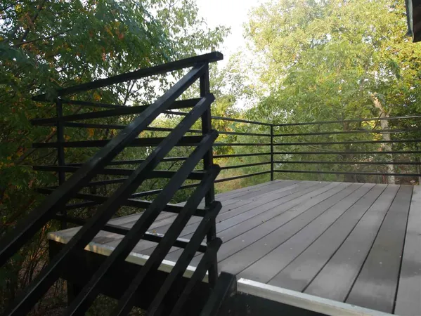 $950 | 104 West Wallace Street, Llano, TX 78643