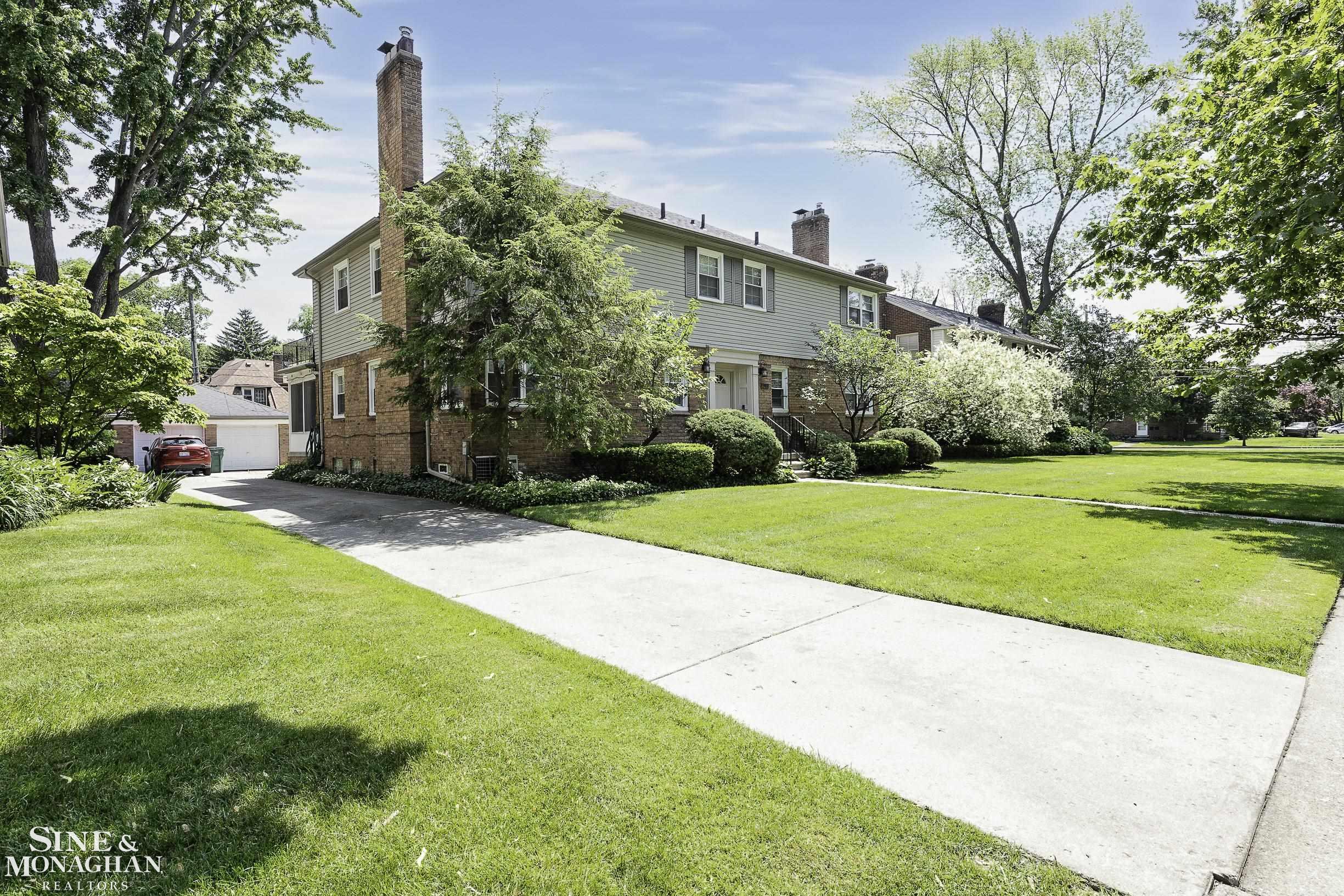 814 Harcourt Road Grosse Pointe Park, MI 48230 - Photo 27 of 70