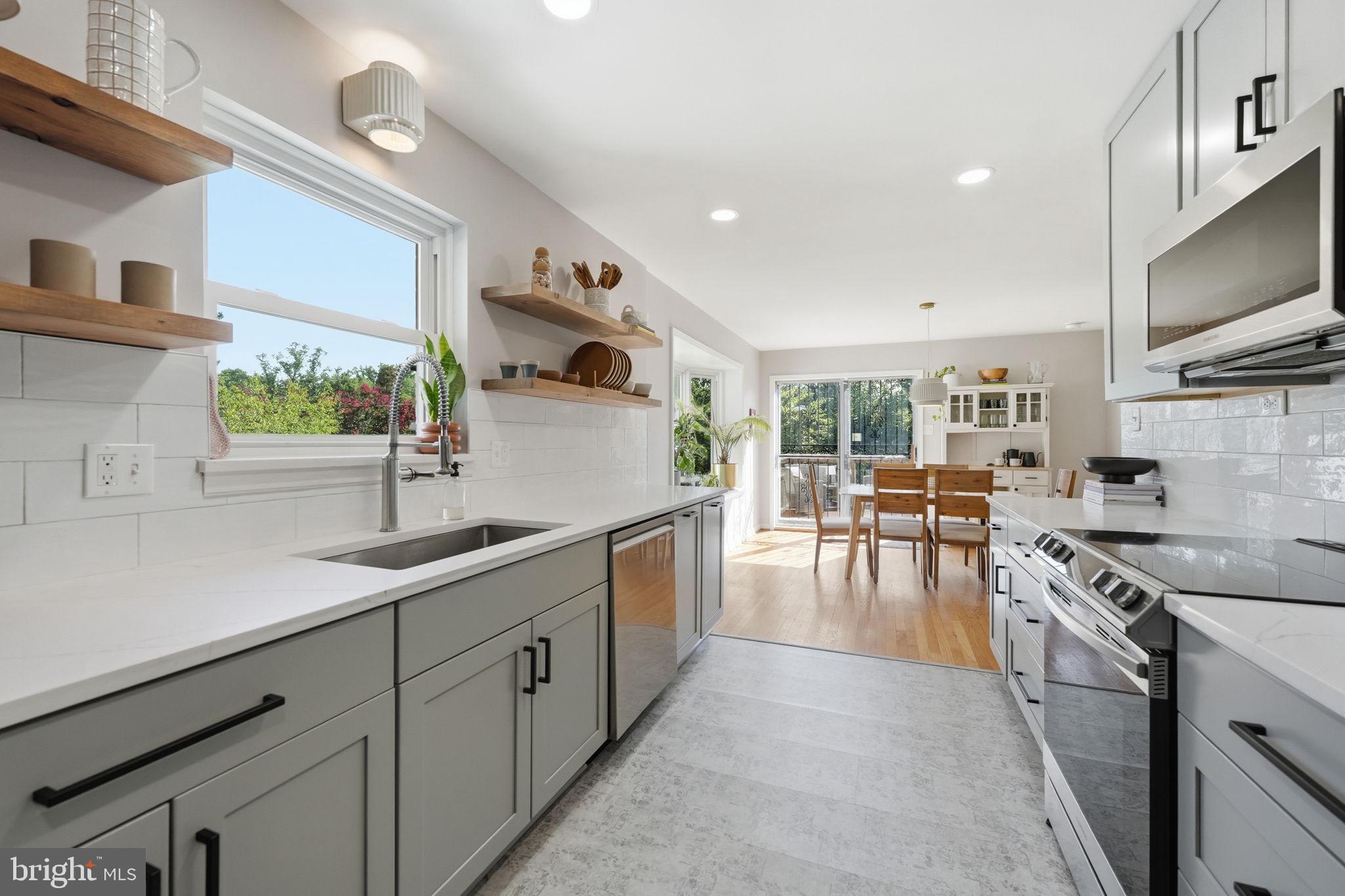6451 Sleepy Ridge Road Falls Church, VA 22042 - Photo 6 of 50 Gallery Image 6